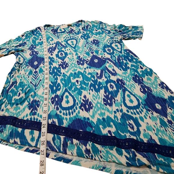 Chicos Top Asymmetrical Crochet-Hem Ikat Tunic Turquoise Blue Size 1 Medium - Picture 11 of 11
